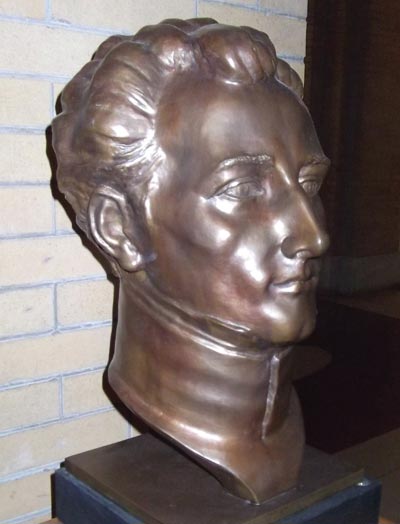 Bronze bust of Clausewitz.