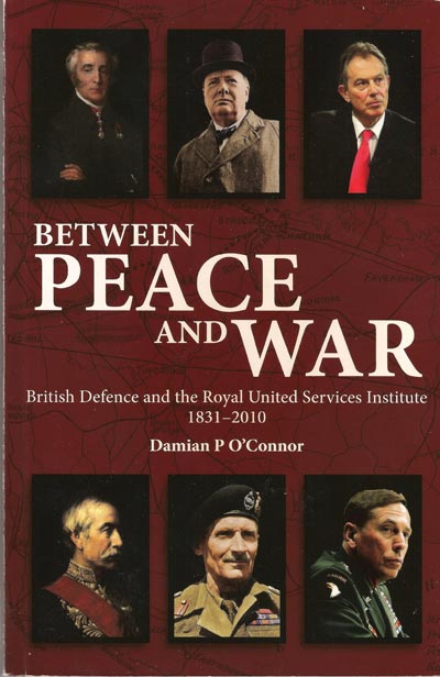 Couverture de livre – Between Peace and War