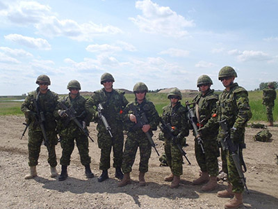 Membres de la Marine canadienne à l’entraînement.